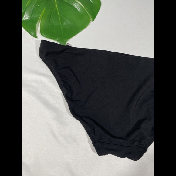 NEW Robin Piccone Luca Cutout‎ Bikini Bottoms in Black [SZ Medium ] - Picture 9 of 12